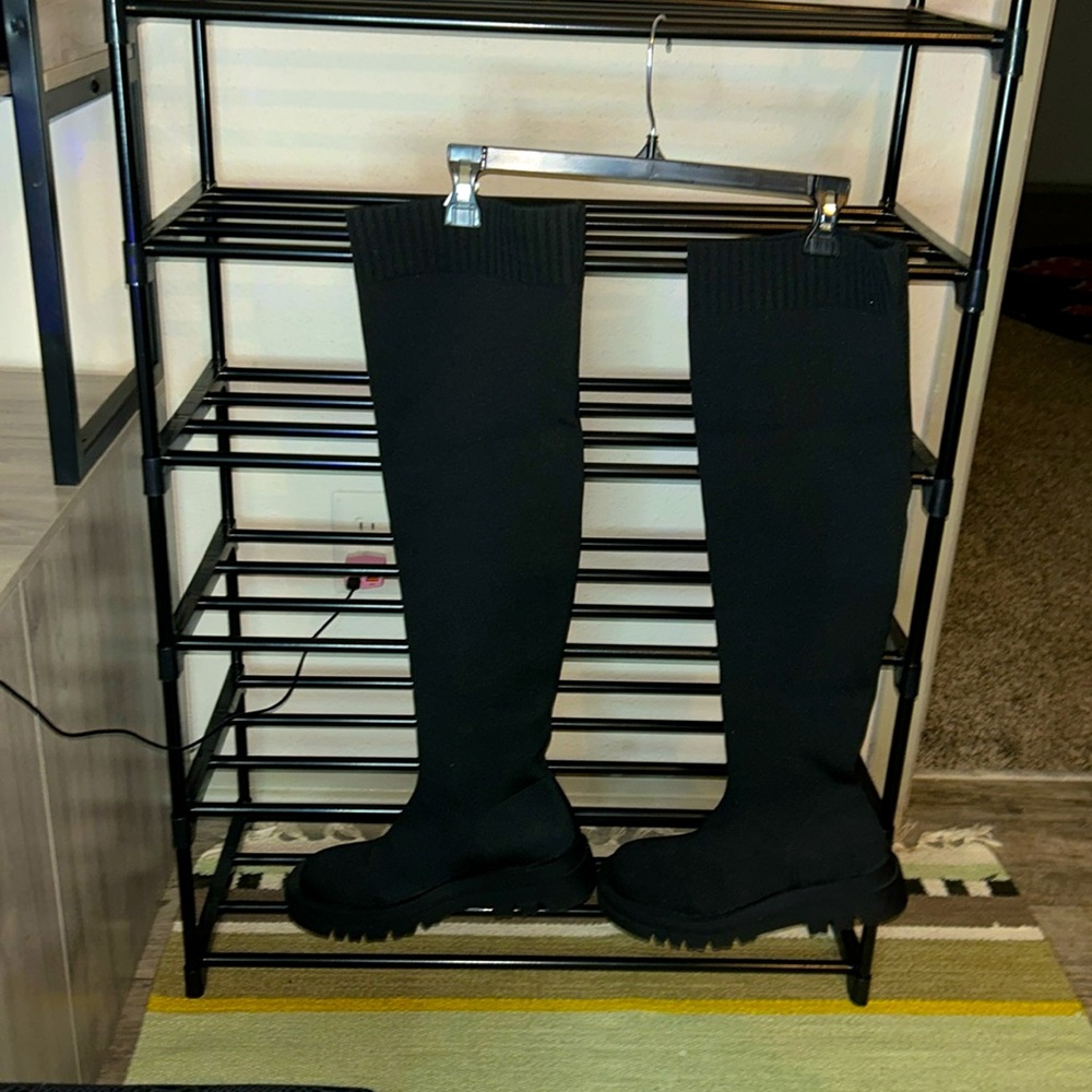 Thigh high boots 👢